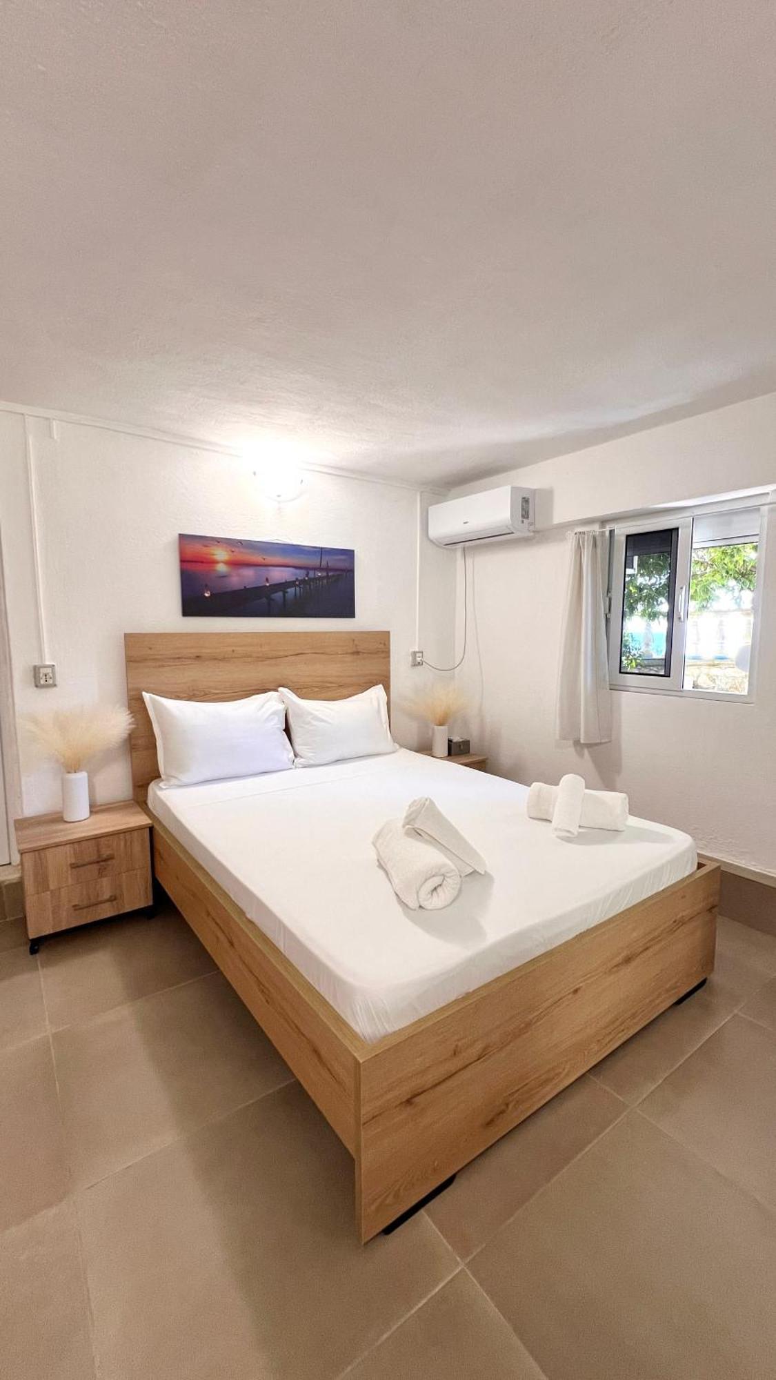 Petra Oliva Apartment Dhermi Luaran gambar